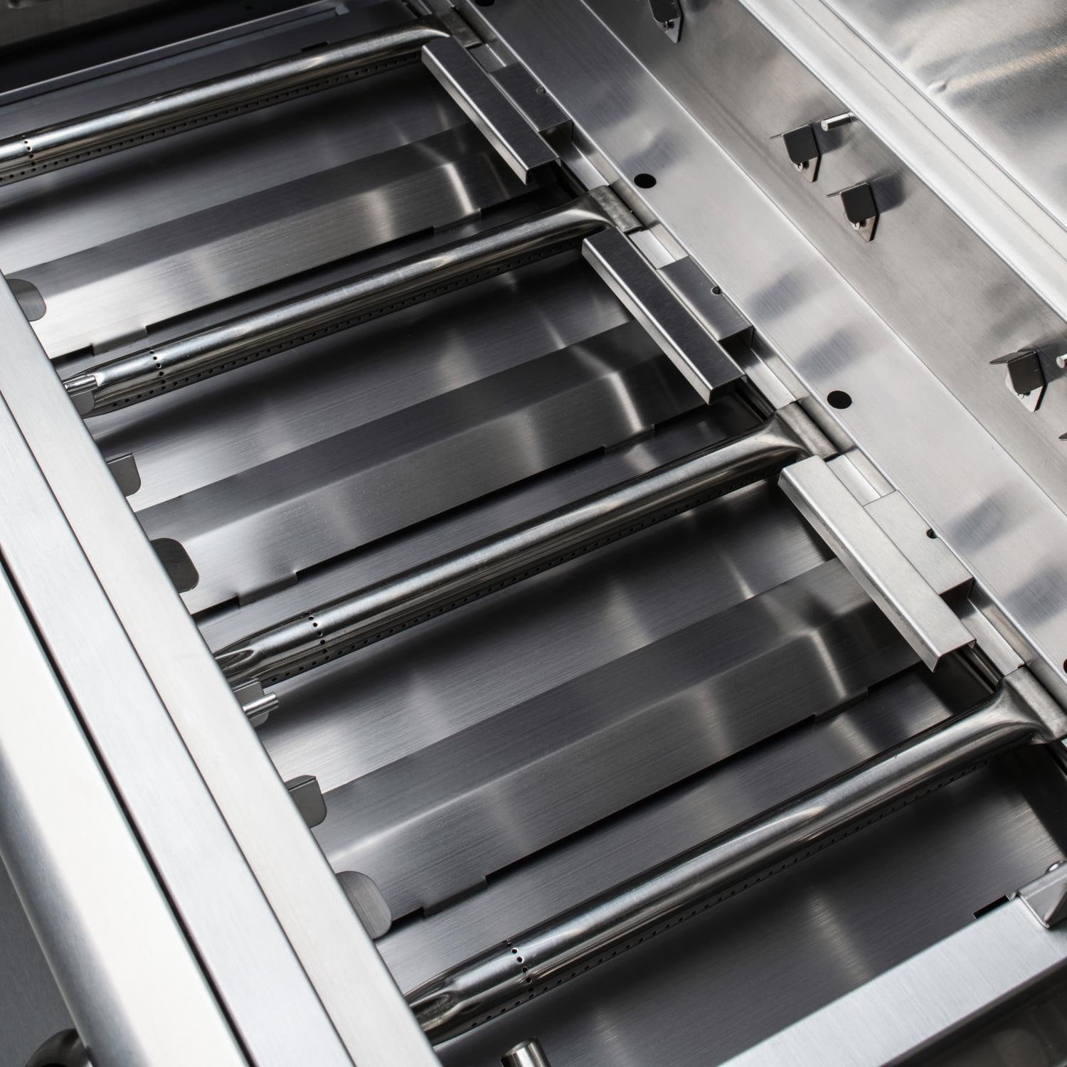 Blaze LBM 32-Inch 4-Burner Built-In Grill