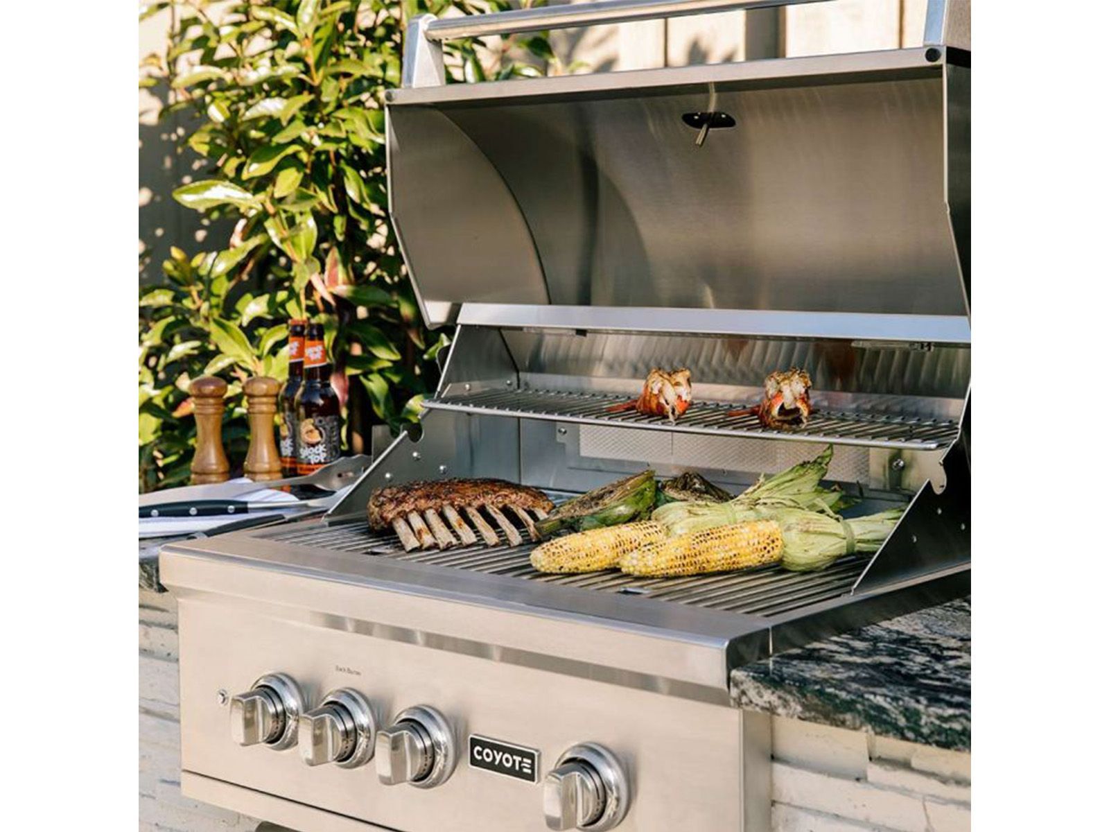 coyote s-series 30-inch 3-burner built-in gas grill with rapidsear infrared burner & rotisserie