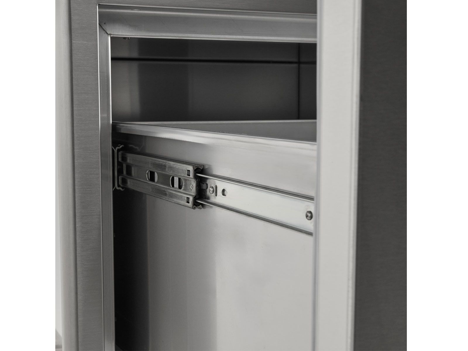 coyote 26-inch pull-out ice chest drawer