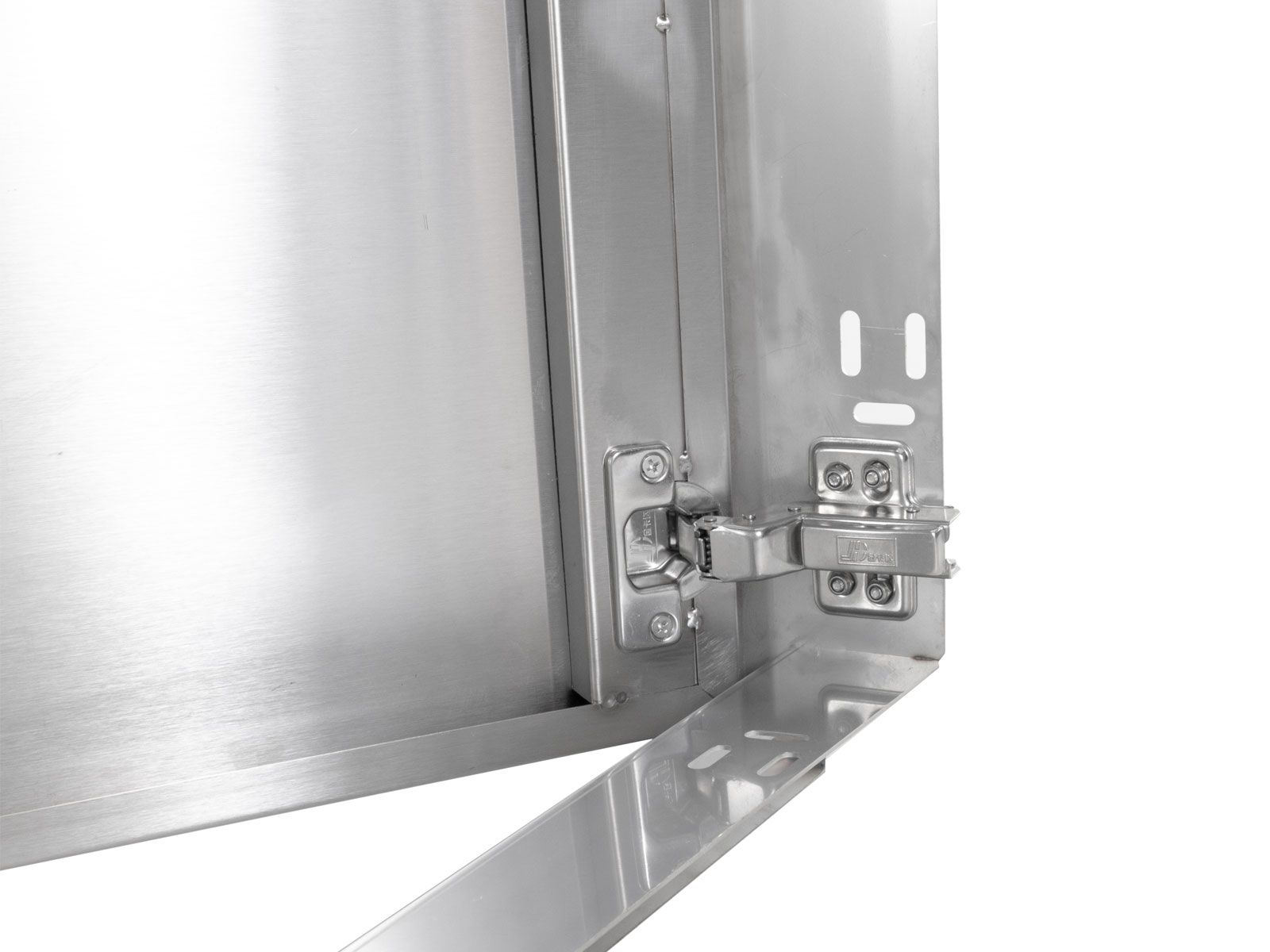 coyote 17-inch single access door