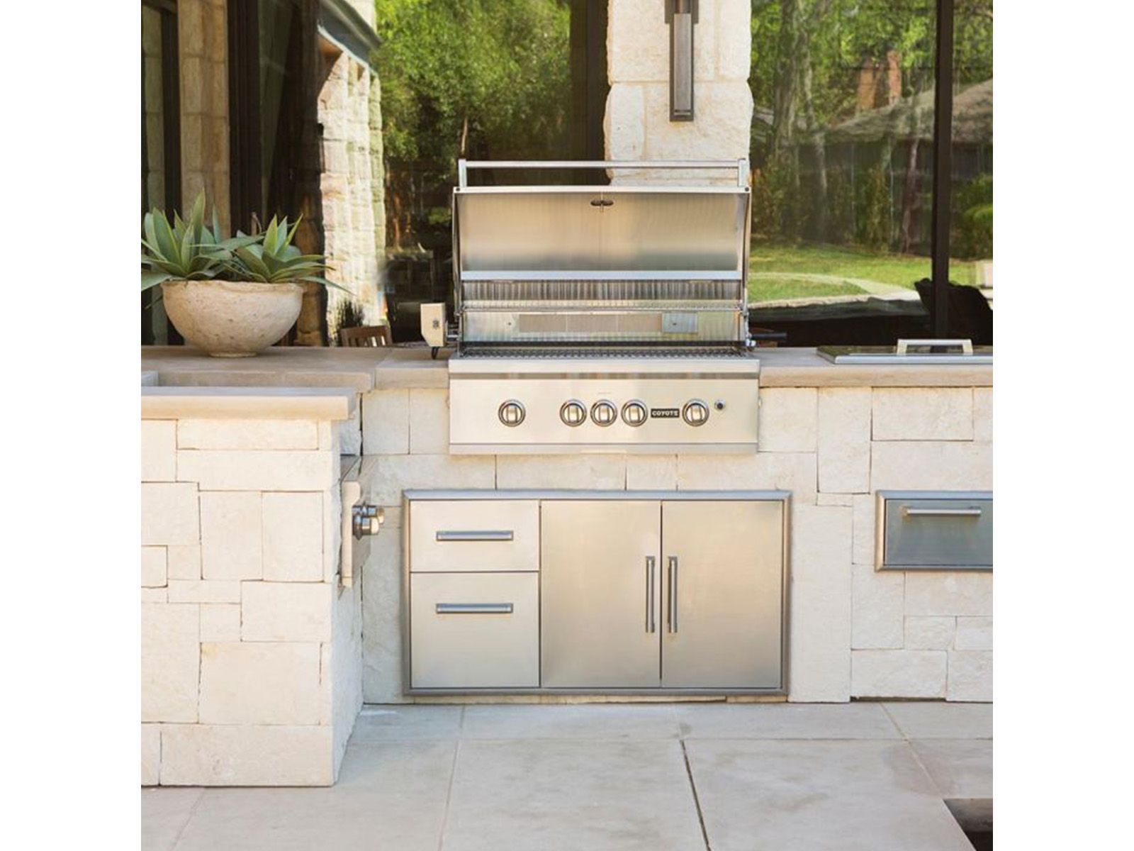 coyote 45-inch double access door and access drawer combo