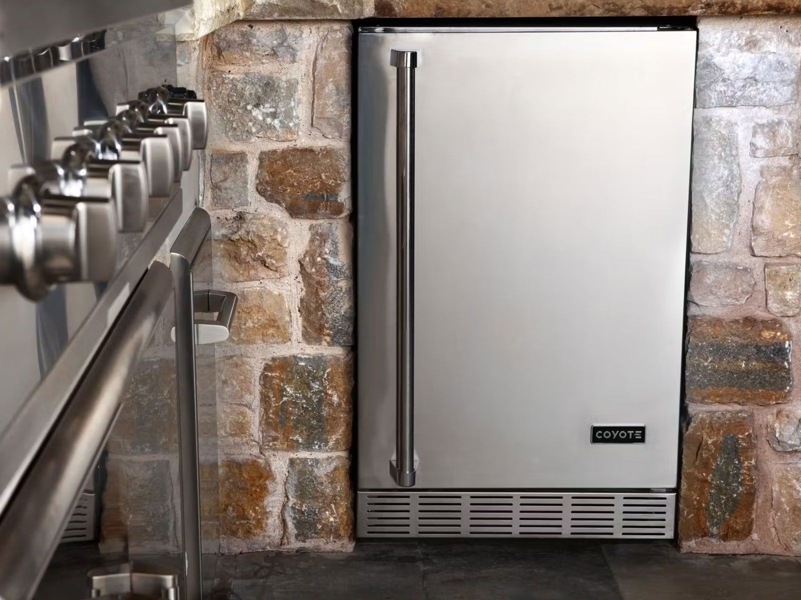 coyote 21-inch 4.1 cu. ft. left hinge outdoor rated compact refrigerator