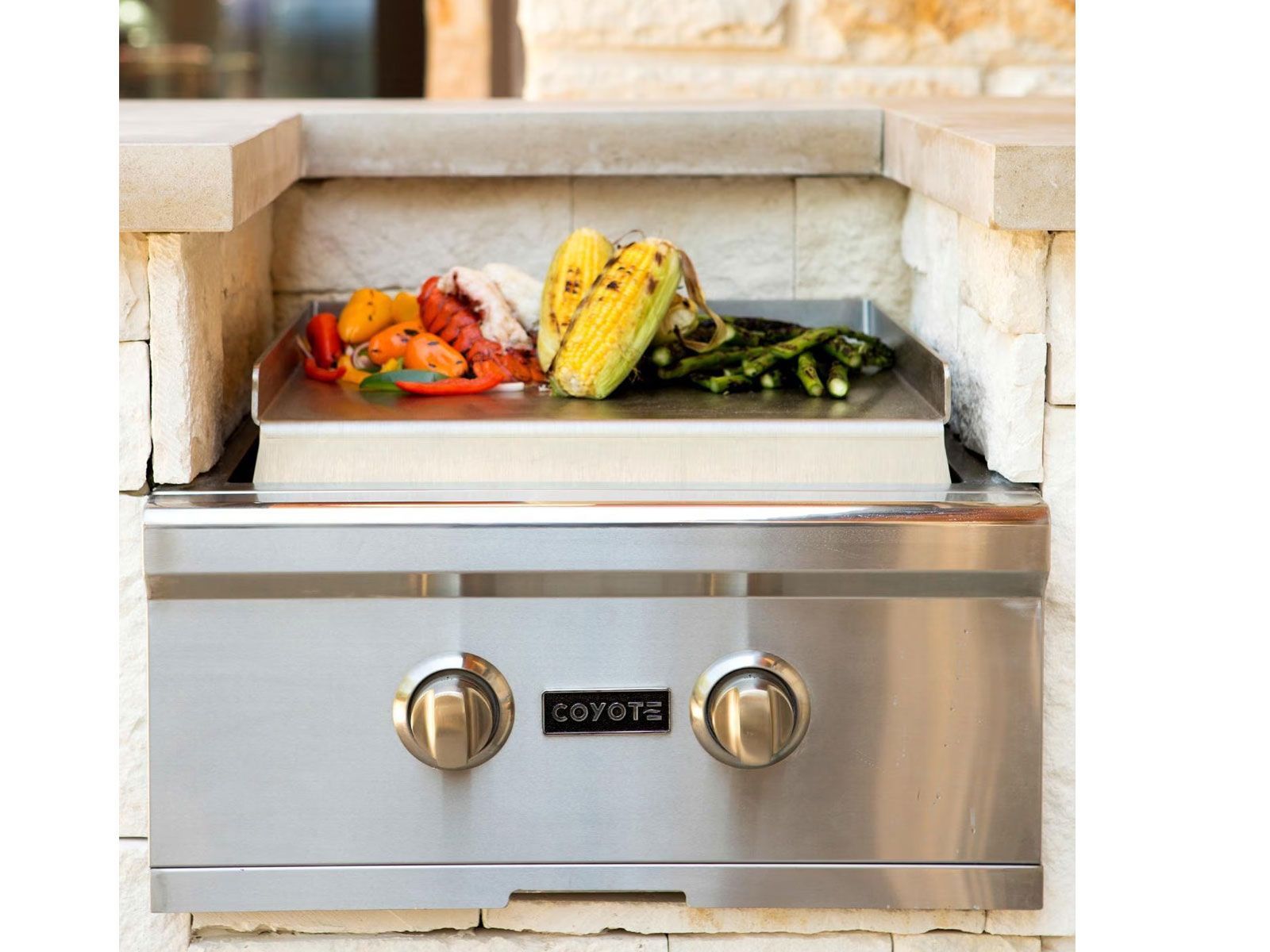 coyote teppanyaki griddle for power burners