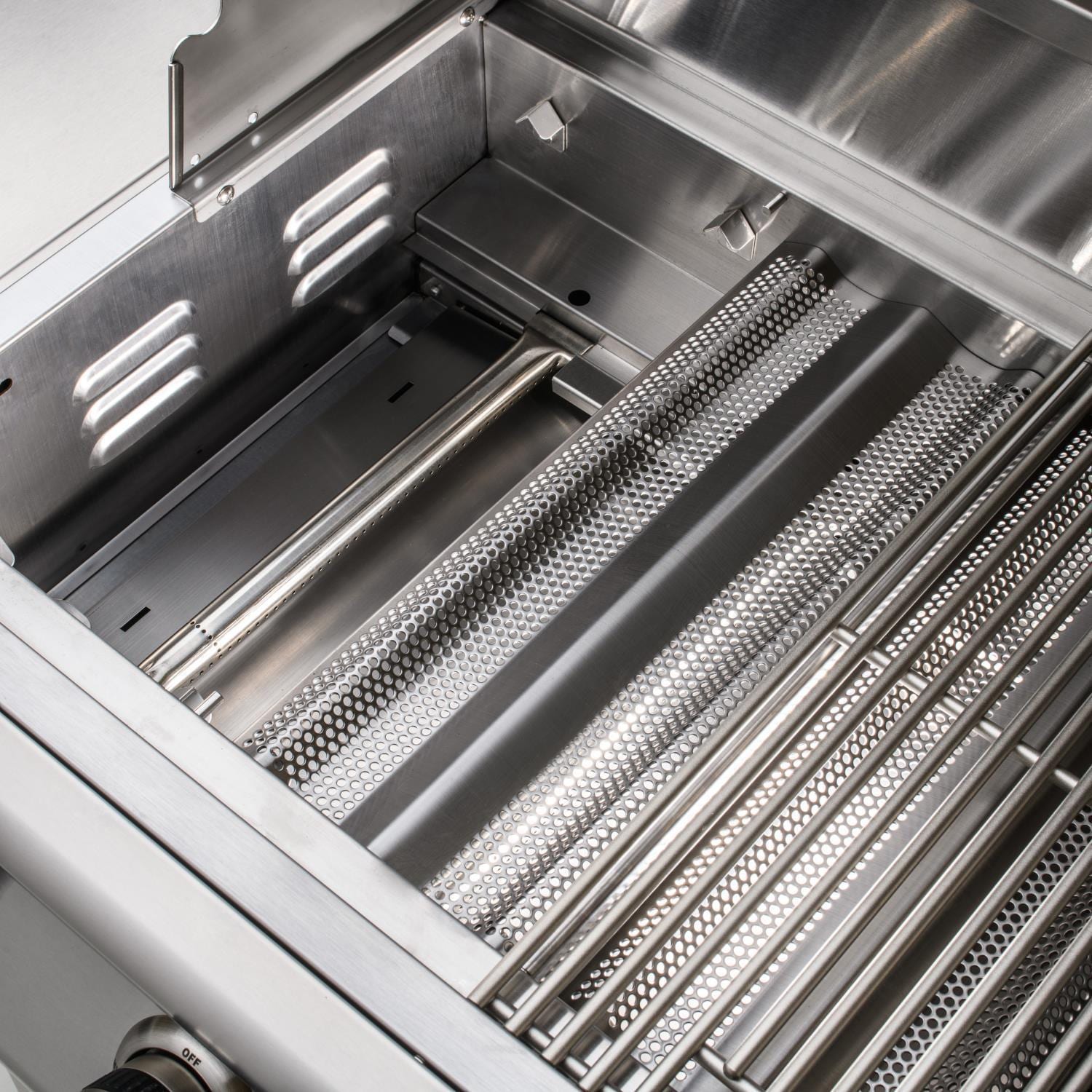 Blaze LBM 25-Inch 3-Burner Built-In Gas Grill