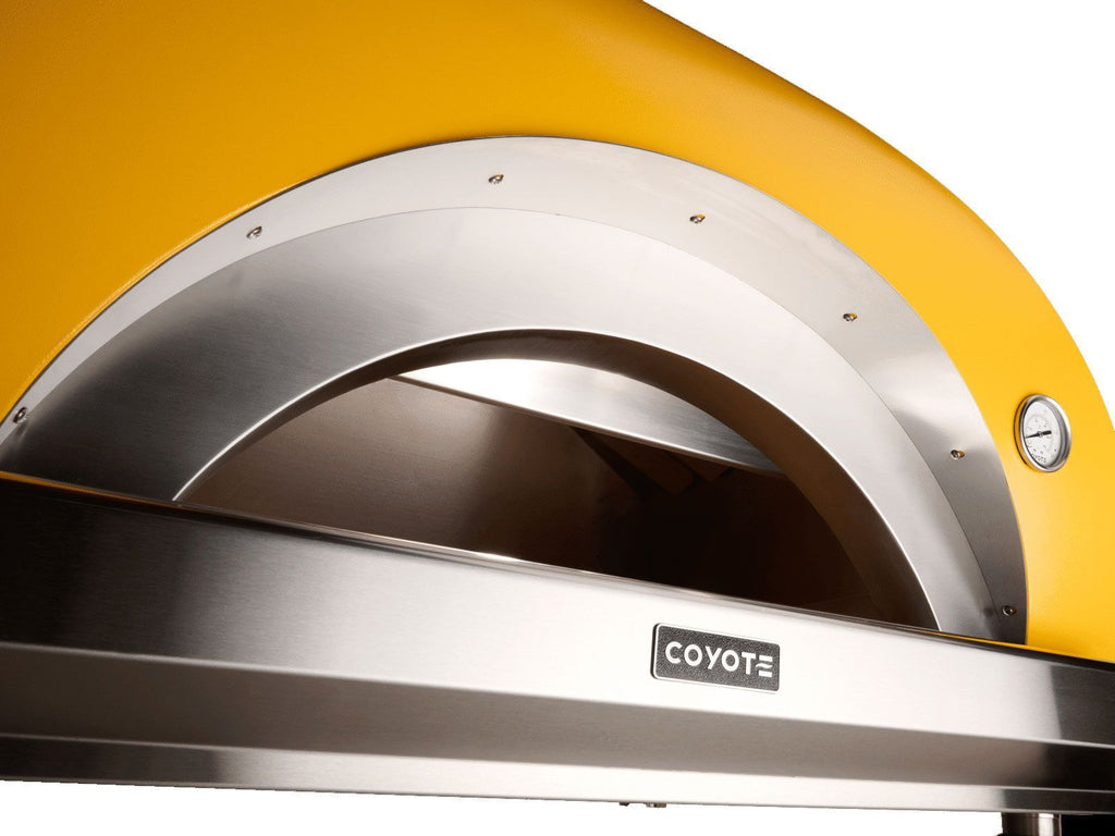 coyote 40-inch duomo wood-fired pizza oven - matte black