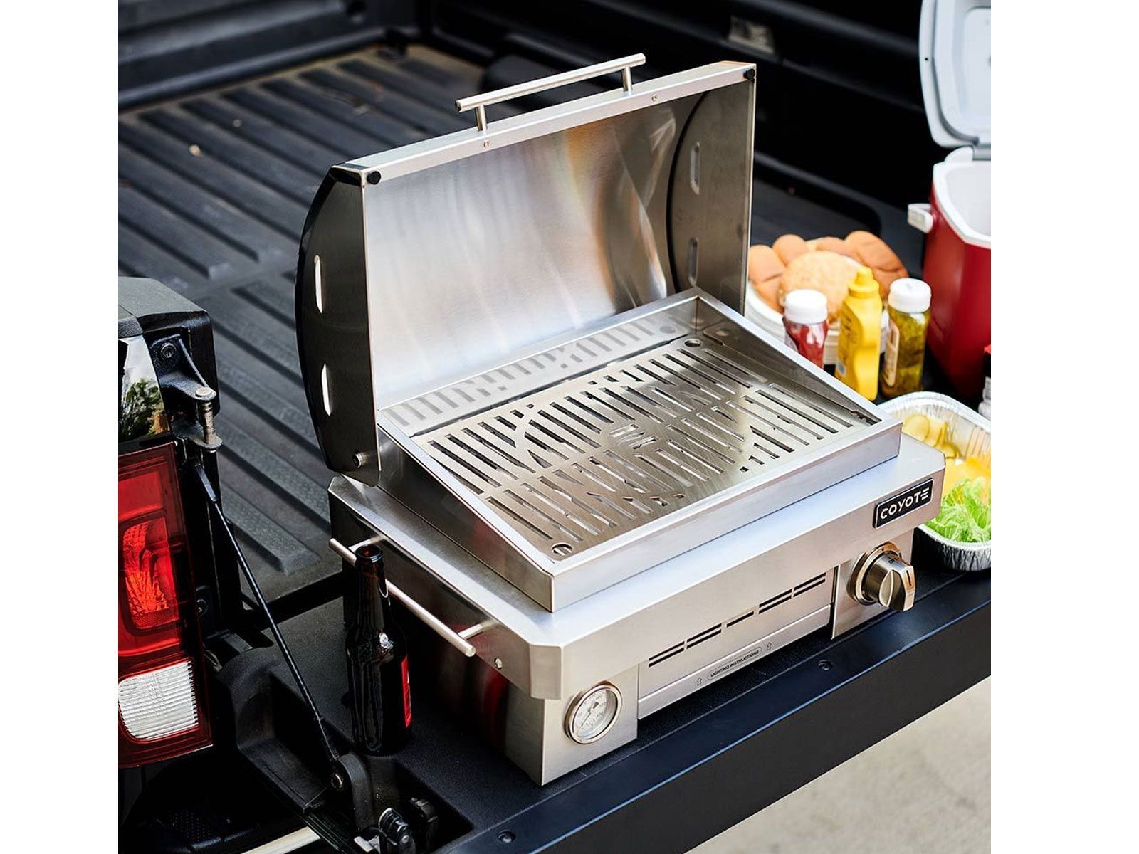 coyote 25-inch stainless steel portable propane grill